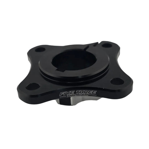 Side view of the go kart 4 bolt rear hub with its 5/16-18 pinch bolt slot