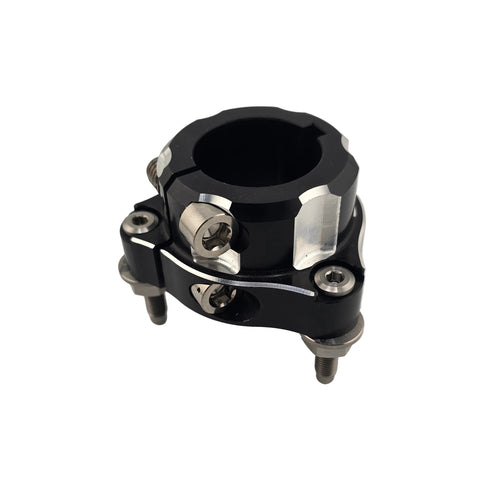 Dual pinch bolt Revolver rear hub option included in the rear hub kit
